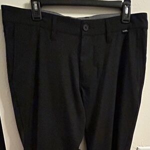 Travis Matthew Men's Black Golf Pants Size 34 waist 32 length